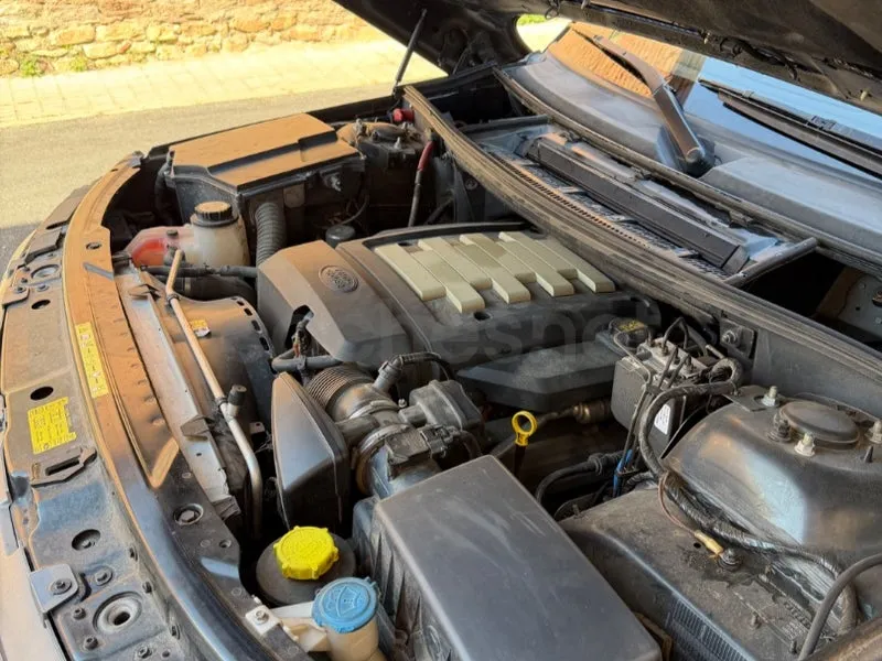 Land Rover Range Rover 4.4 V8 HSE — foto 6 de 18