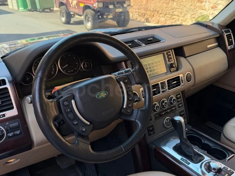 Land Rover Range Rover 4.4 V8 HSE — foto 10 de 18