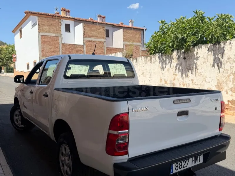 Toyota Hilux 2.5 D4D Doble Cabina GX 4x4 — foto 3 de 12
