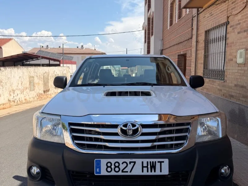 Toyota Hilux 2.5 D4D Doble Cabina GX 4x4 — foto 5 de 12