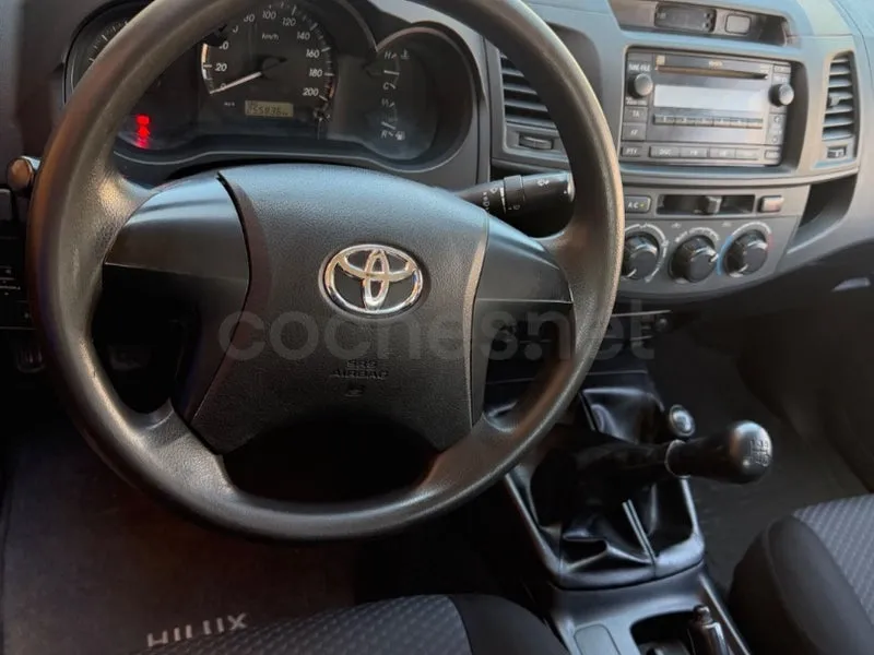 Toyota Hilux 2.5 D4D Doble Cabina GX 4x4 — foto 11 de 12