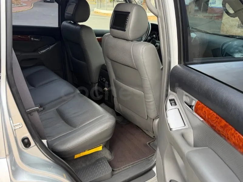 Toyota Land Cruiser 3.0 D4D VXL — foto 7 de 7